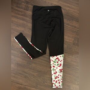 STRUT THIS leggings- black and cherry 🍒 worn once! Full length